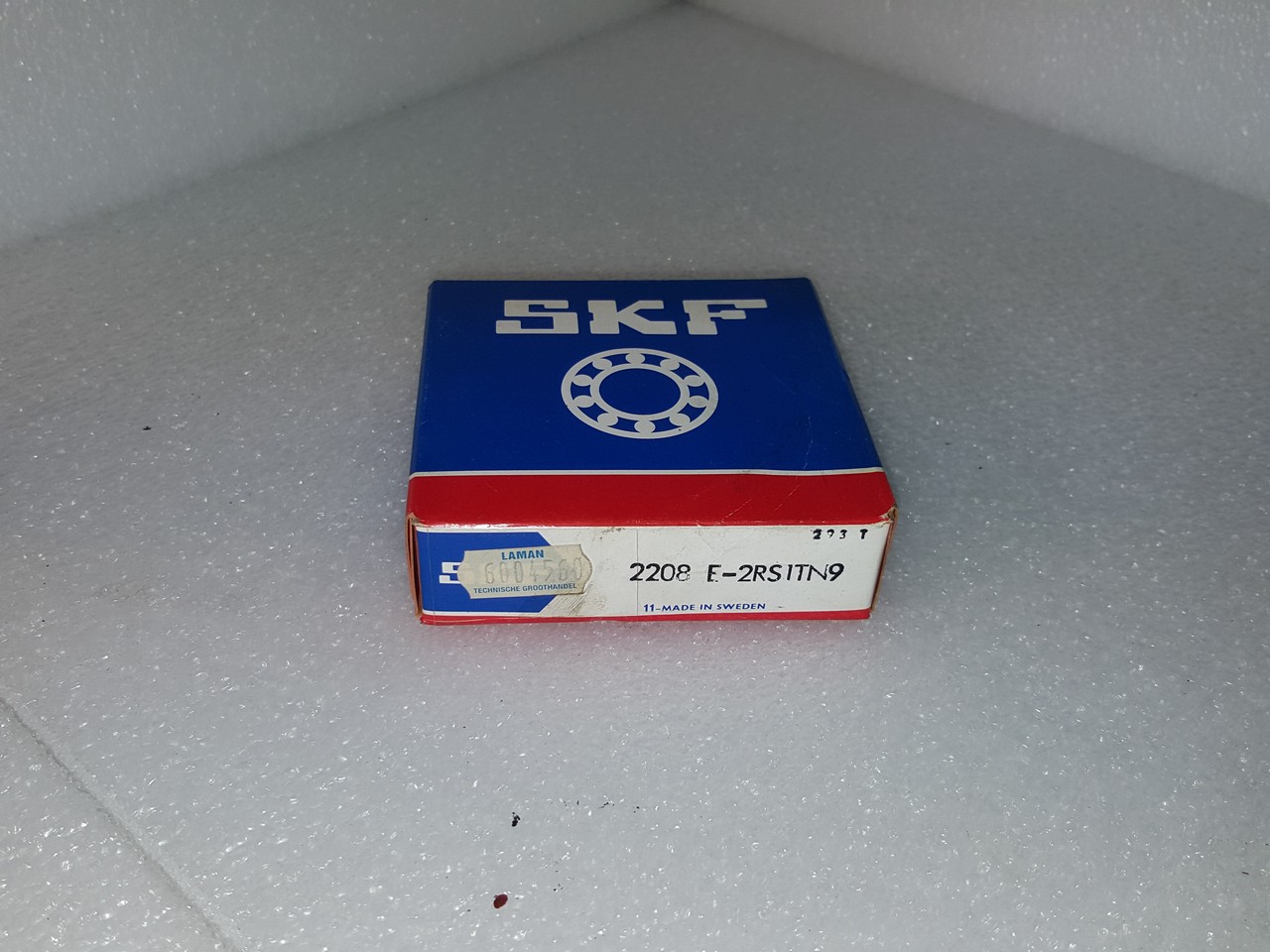 2208 E-2RSITN9 SKF Bearing